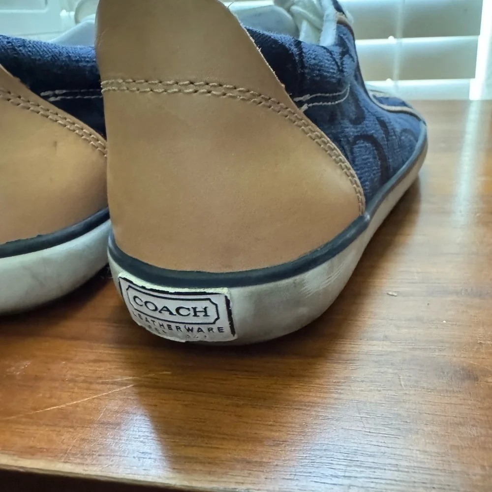 Coach Navy and Tan Sneakers women’s sized 6